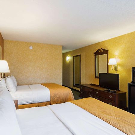 Clarion Inn Fairmont Dış mekan fotoğraf
