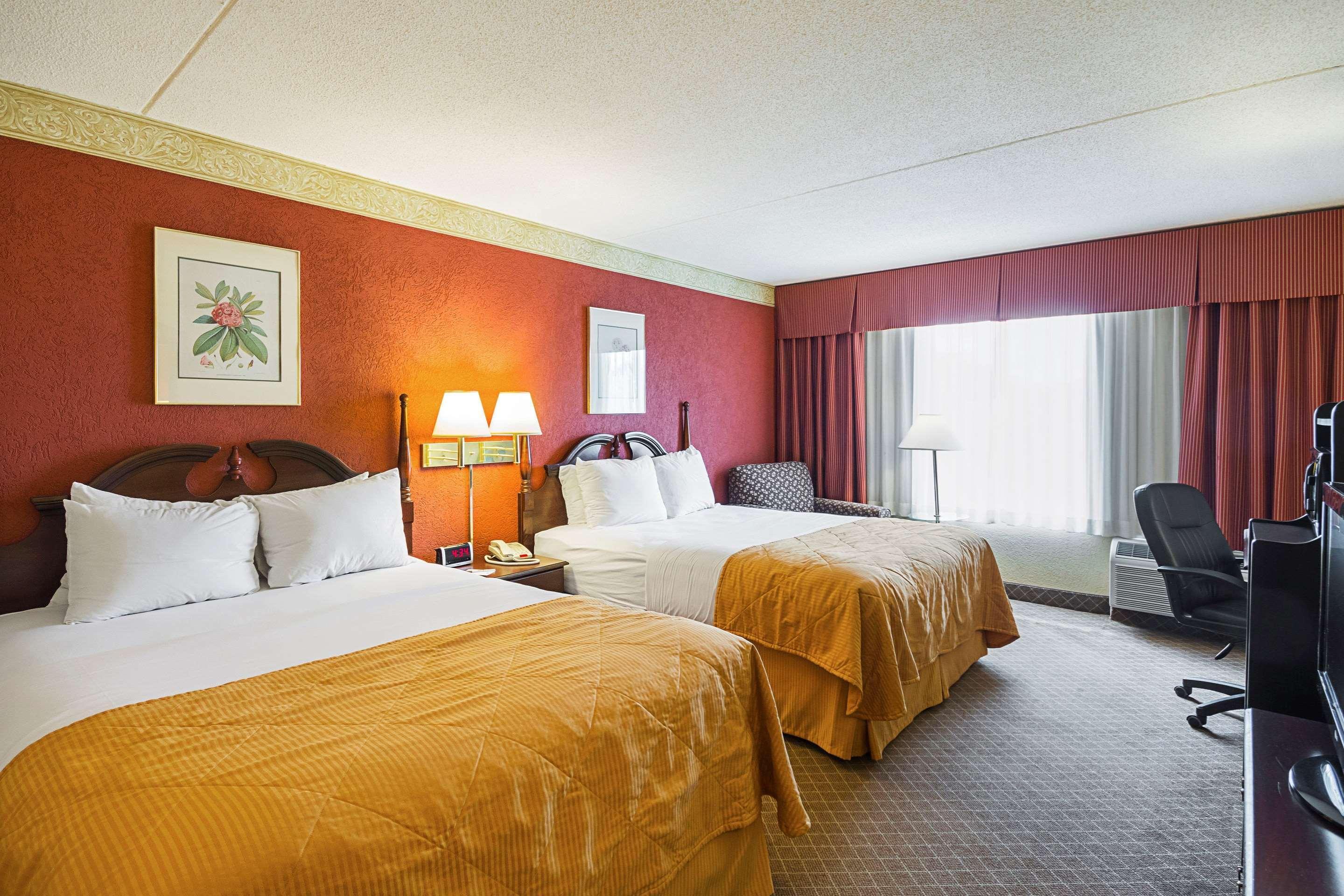 Clarion Inn Fairmont Dış mekan fotoğraf