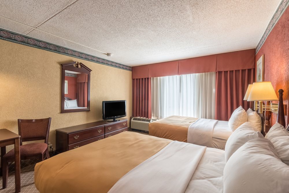 Clarion Inn Fairmont Dış mekan fotoğraf