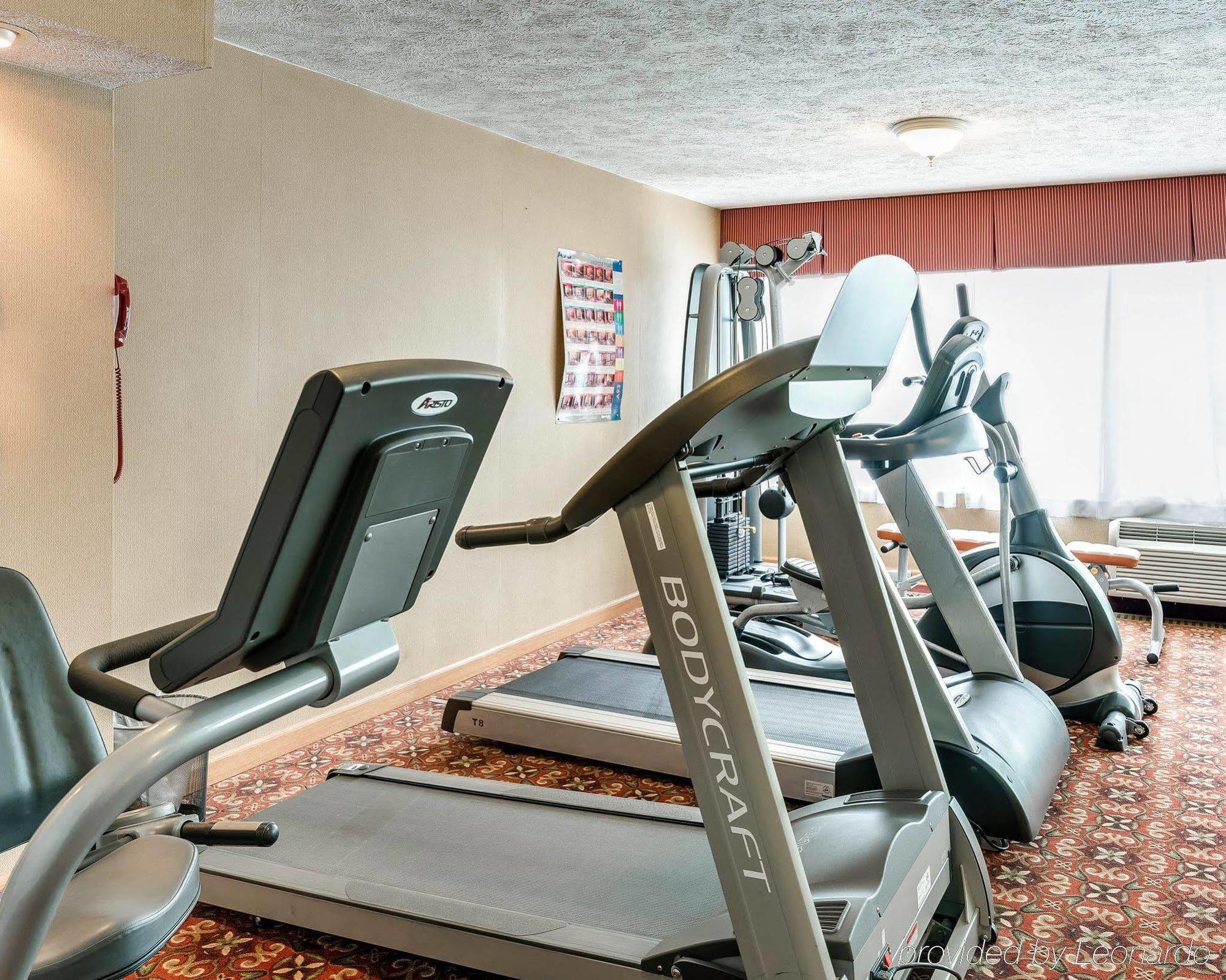 Clarion Inn Fairmont Dış mekan fotoğraf