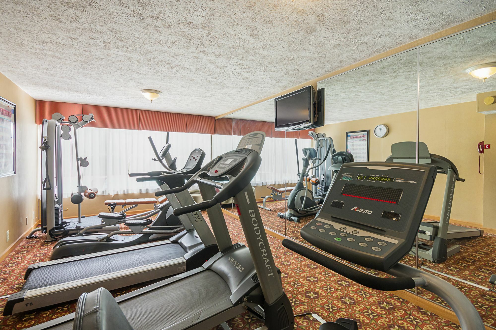 Clarion Inn Fairmont Dış mekan fotoğraf